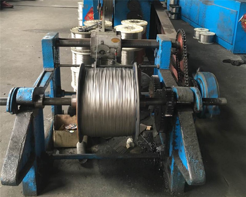 Wire rope equipment